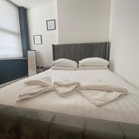 Luxevibe Apartment แบล็คพูล ภายนอก รูปภาพ