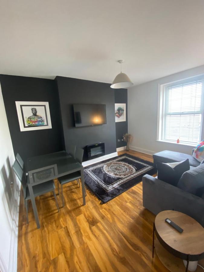 Luxevibe Apartment แบล็คพูล ภายนอก รูปภาพ